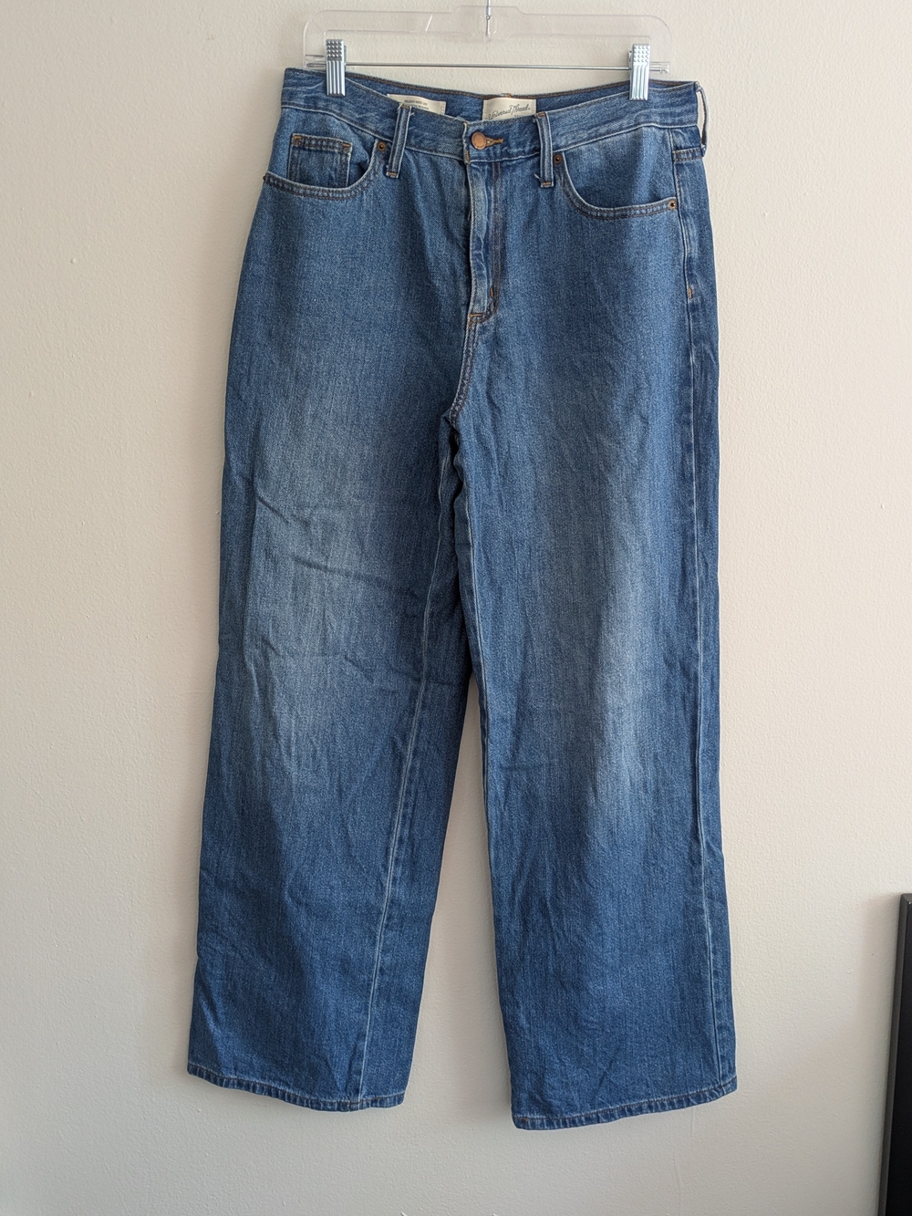 Universal Thread Medium Blue Relaxed Wide Leg Jeans